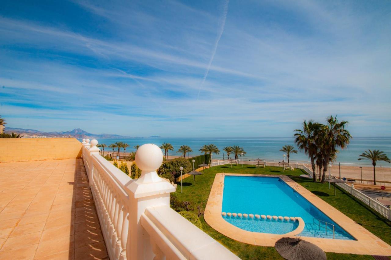 Lovely Apartment Beach Front & Pool El Campello Esterno foto