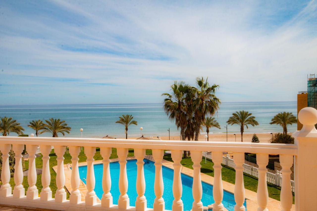 Lovely Apartment Beach Front & Pool El Campello Esterno foto